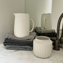 Load image into Gallery viewer, Flax Amity Jug h20cm - White
