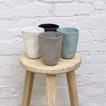 Load image into Gallery viewer, Flax Small Vase h15cm - Charcoal
