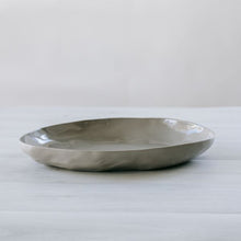Load image into Gallery viewer, Flax Platter 38x28 - Grey
