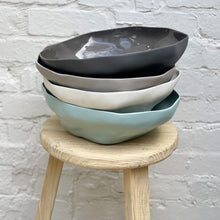 Load image into Gallery viewer, Flax Fruit Bowl d35cm - Charcoal
