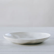 Load image into Gallery viewer, Flax Plate d26cm - White
