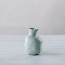 Load image into Gallery viewer, Flax Sake Bottle h15cm - Duck Egg
