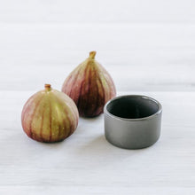 Load image into Gallery viewer, Flax Condi Bowl d5x3 Charcoal
