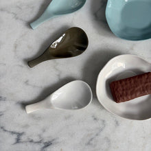 Load image into Gallery viewer, Flax Serve Spoon Duck Egg
