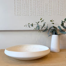 Load image into Gallery viewer, Flax ED Salute Bowl - White
