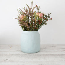 Load image into Gallery viewer, Flax Kitchen Pot d19cm - Duck Egg

