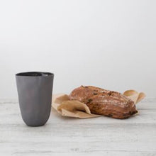 Load image into Gallery viewer, Flax Small Vase h15cm - Charcoal
