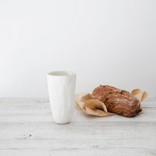 Load image into Gallery viewer, Flax Small Vase h15cm - White
