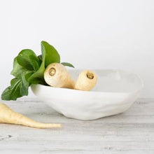 Load image into Gallery viewer, Flax Fruit Bowl d35cm - White
