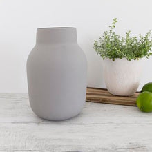 Load image into Gallery viewer, Flax Tub Vase d29cm - Black / Grey
