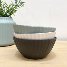 Load image into Gallery viewer, Flax Amity Bowl d12cm - Duck Egg
