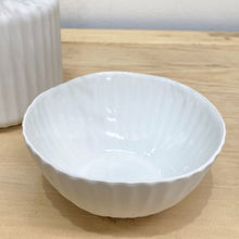 Load image into Gallery viewer, Flax Amity Bowl d12cm - White
